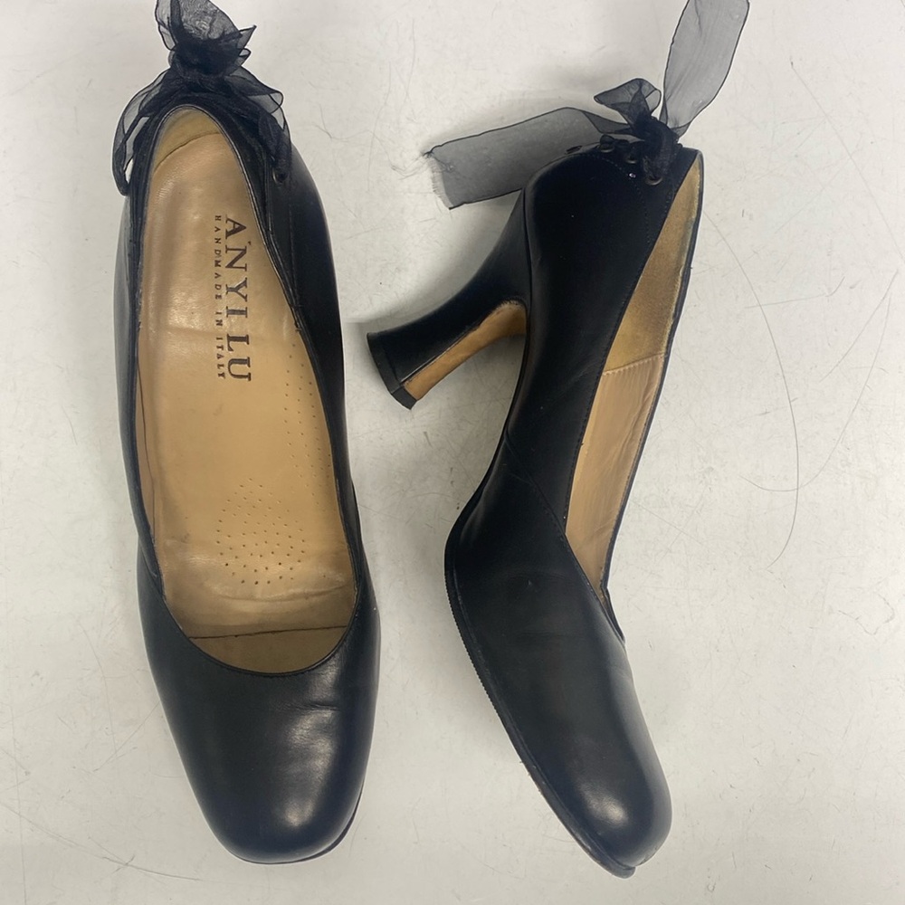 Anyi Lu Rustic Black Leather Slip On Heeled Shoes Size 9.5
